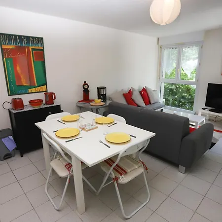 St Cyprien 3etoiles Avec Belle Terrasse アパート