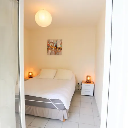 公寓 St Cyprien 3etoiles Avec Belle Terrasse 圣西普里安